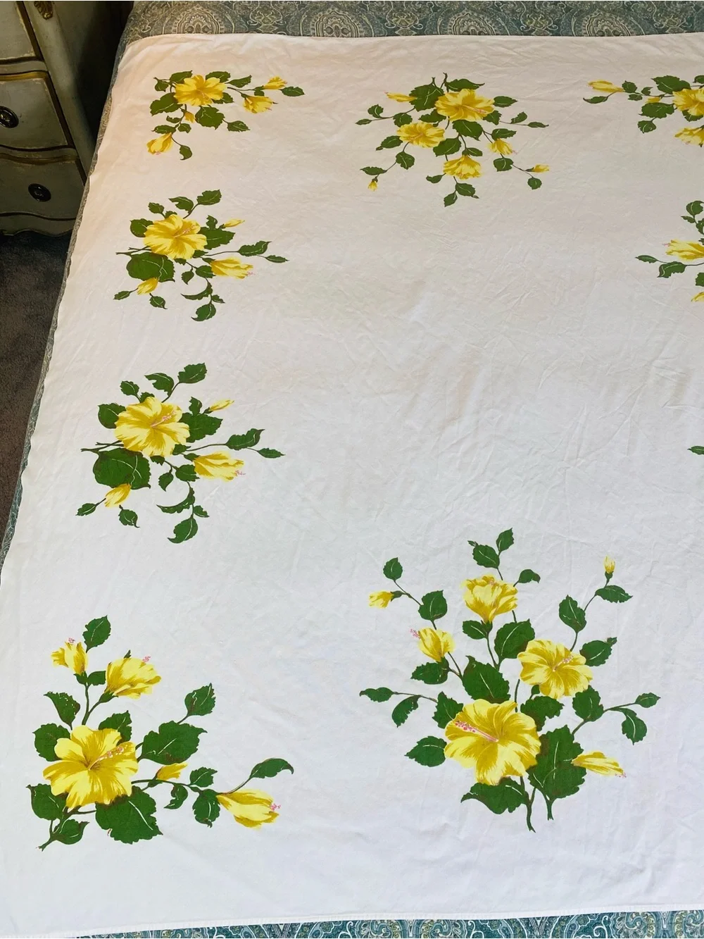 Vintage 50s California Hand Prints Tablecloth yellow hibiscus floral